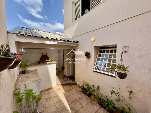 #448 - Casa para Venda em Jundiaí - SP - 1