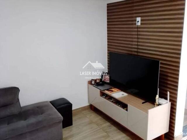 #483 - Casa para Venda em Jundiaí - SP - 2